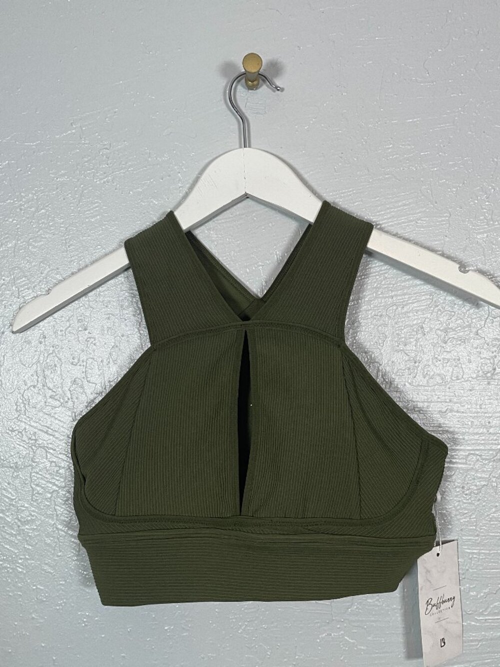 BuffBunny Collection Women M Green Ribbed Sports Bra Padded Front Cutout Workout